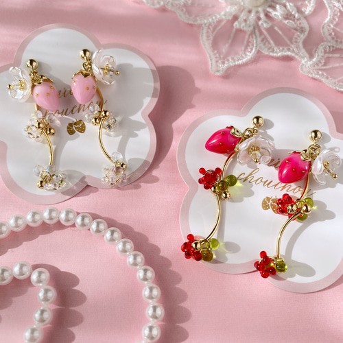 TAWAWAないちご ピアス（スタッド・一粒） miel_saya38 通販 15044489