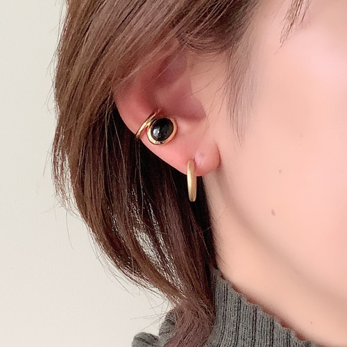 ブラックスピネル 天然石イヤーカフ（片耳） イヤーカフ ダブルムーン