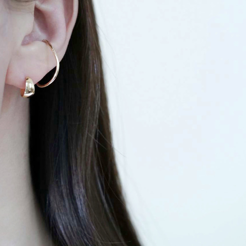 送料無料】K10 ムーンフープピアス 5mm×10mm ペア ピアス