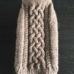 犬服♪ちょっと複雑なアラン模様のざっくりとした手編みセーター 1枚目の画像