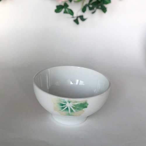 エナメル絵付けのお茶碗＆カフェオレボウル・葉っぱ マグカップ 広がる