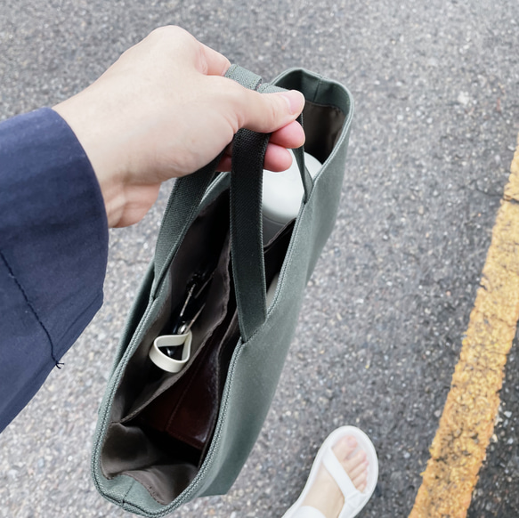 托特手提包（飲料杯隔層）多種顏色 第4張的照片