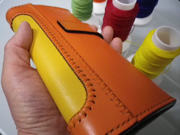 【送料無料】ツートンカラー　オレンジとイエローの総手縫い本革長財布　ＴＩＯーＮ０４１ 7枚目の画像