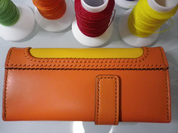 【送料無料】ツートンカラー　オレンジとイエローの総手縫い本革長財布　ＴＩＯーＮ０４１ 18枚目の画像