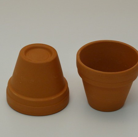 ミニ鉢（テラコッタ）径3cm 穴無 1セット10ケ入 その他素材 eco