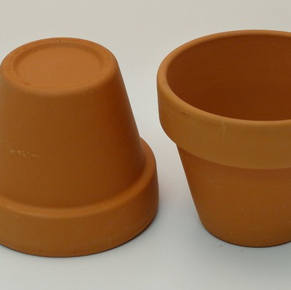 ミニ鉢（テラコッタ）径６ｃｍ　穴なし　　１セット１０ケ入 1枚目の画像