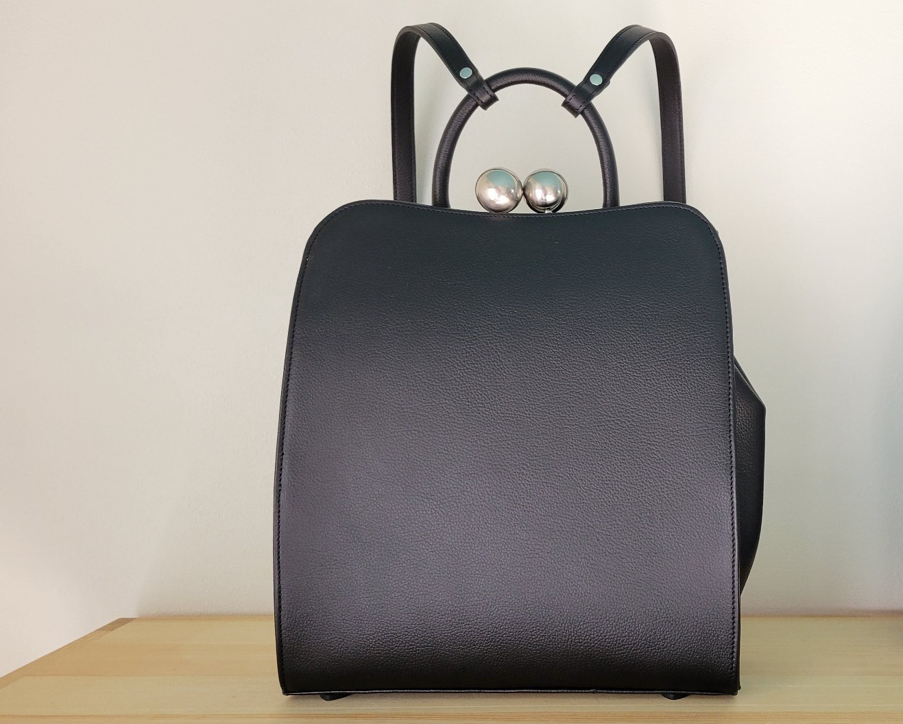ハンドメイドがま口リュック♪ブラック♪ ハンドメイドがま口リュック♪ブラック♪