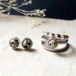 右向き）ヴィンテージチェコガラス フロスト（レディ）カメオのリング