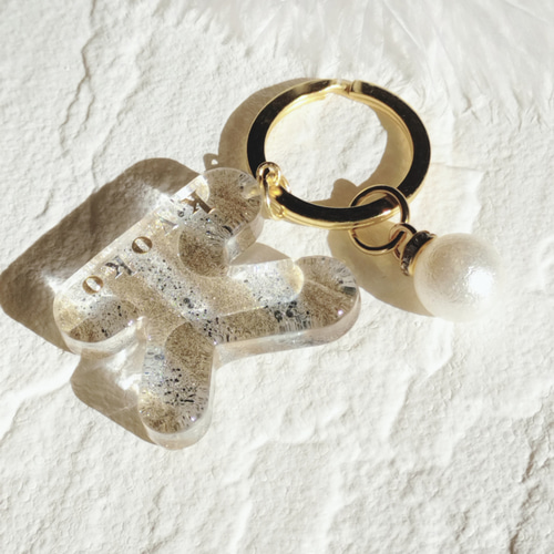 名前入り】ボーダーレジンキーホルダー☆キーリング☆パールチャーム