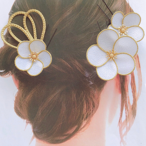 売約済み！再販不可！【ハンドメイド】幻想華～白姫の髪飾り～ 売約済み！再販不可！【ハンドメイド】幻想華～白姫の髪飾り～