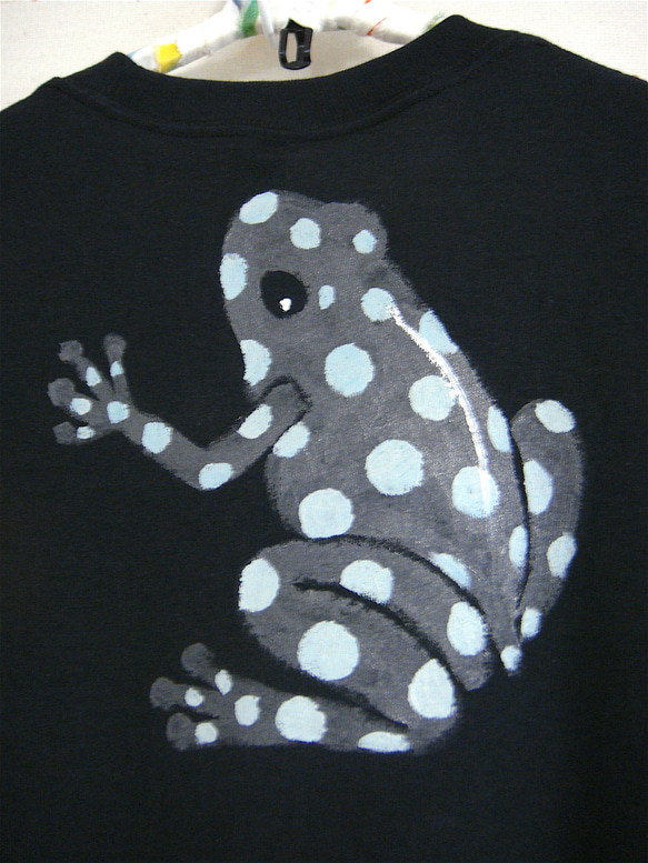 両面絵柄・長袖Tシャツ・袖リブ・ミステリオサスヤドクガエル・毒蛙・水玉カエル・かえる・メンズM（レディスL対応サイズ）黒 6枚目の画像