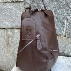 <50％OFFSALE> 【カードケース付き カラフルビーンズリュックR 】レザーリュック（本革) CHOCO 4枚目の画像