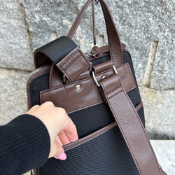 <50％OFFSALE> 【カードケース付き カラフルビーンズリュックR 】レザーリュック（本革) CHOCO 6枚目の画像