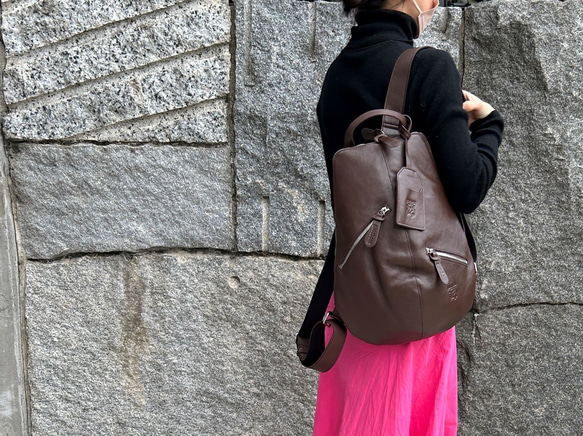 <50％OFFSALE> 【カードケース付き カラフルビーンズリュックR 】レザーリュック（本革) CHOCO 11枚目の画像