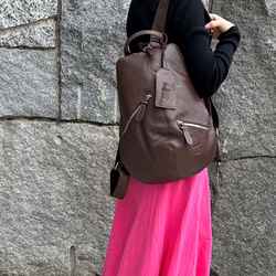 <50％OFFSALE> 【カードケース付き カラフルビーンズリュックR 】レザーリュック（本革) CHOCO 2枚目の画像