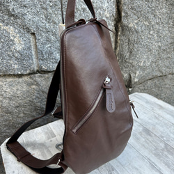 <50％OFFSALE> 【カードケース付き カラフルビーンズリュックR 】レザーリュック（本革) CHOCO 7枚目の画像