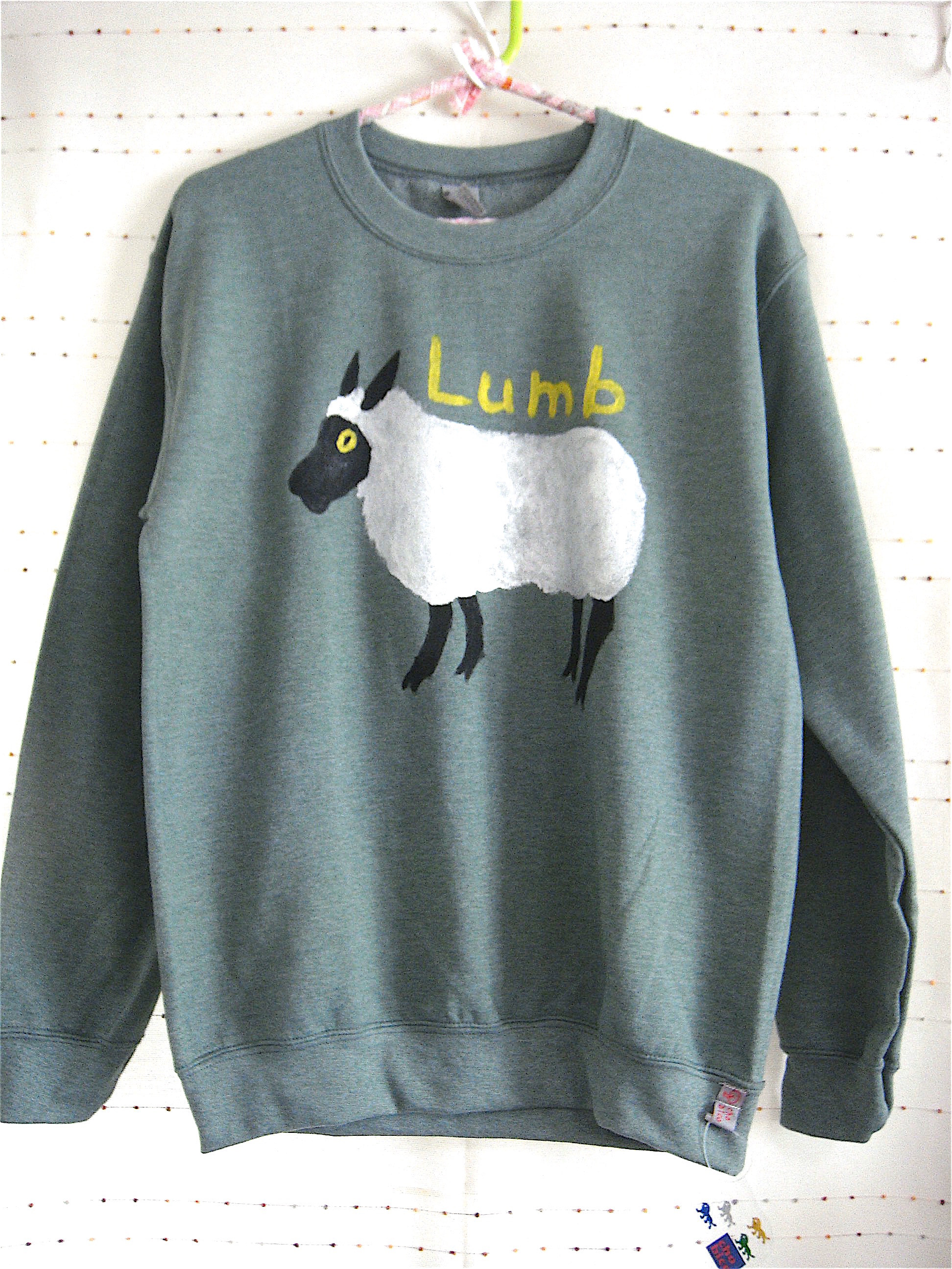 裏起毛スウェット(トレーナー)・LUMBラム ギラギラ羊・メンズS(女子M対応サイズ)しもふり緑・手描き一点物