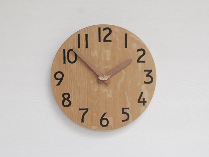 ｲﾜﾅ 直径22cm 掛け時計 ｵｰｸ【2233】