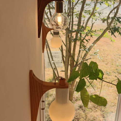 picle-bra LEDブラケットライト スタンドライト・テーブルランプ Yuji