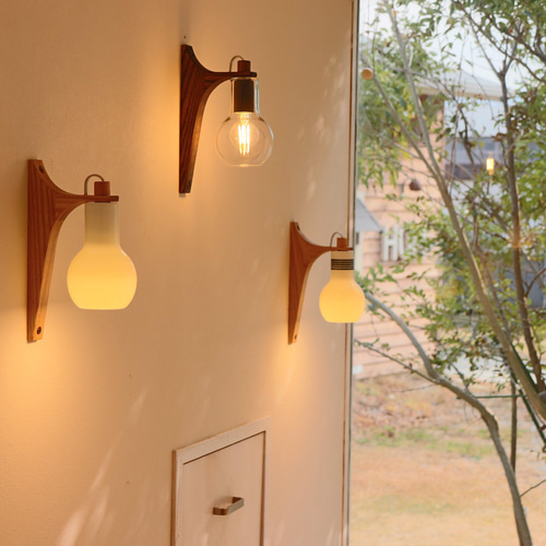 picle-bra LEDブラケットライト スタンドライト・テーブルランプ Yuji