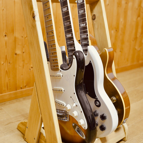 24時間以内に発送】手作り木工 木製ギタースタンド （オーク） ３本