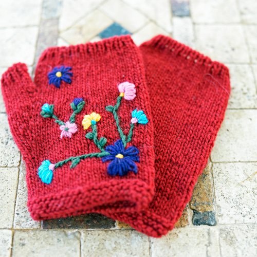 最終値下げ ツハル TSUHARU ノベルティ ペルーニットねこ刺繍