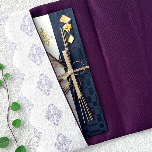 艶やか 袱紗(ふくさ) 亀甲地に鶴菱 フジ紫／白 ご祝儀袋・袱紗（ふくさ
