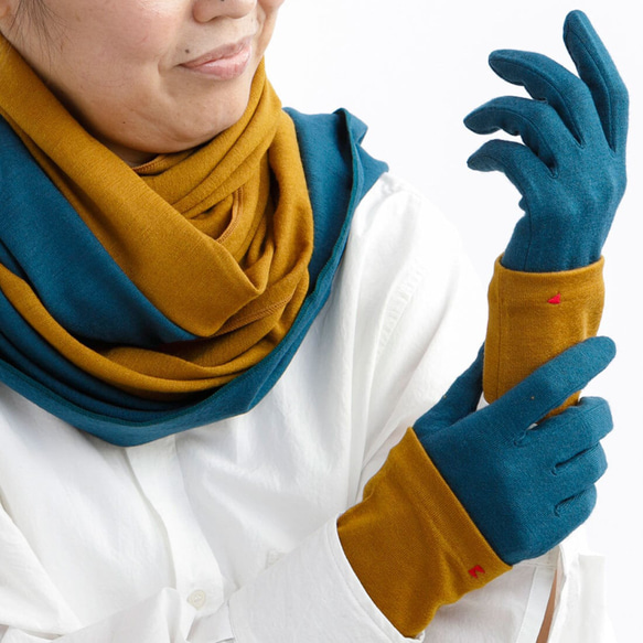 黄  冬 コーデ  やわらかい アームウォーマー 上質ウール100％ 伝統 手袋  送料無料 5枚目の画像