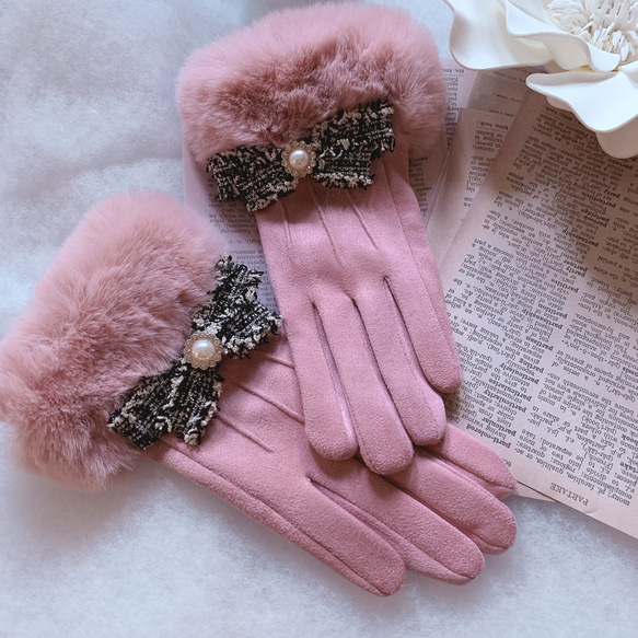 ブルーレーベル　ピンクベージュ　手袋 リボン付き 新作♡ スマホ対応 ツィードリボン エコファー ピンク 手袋 クリスマス