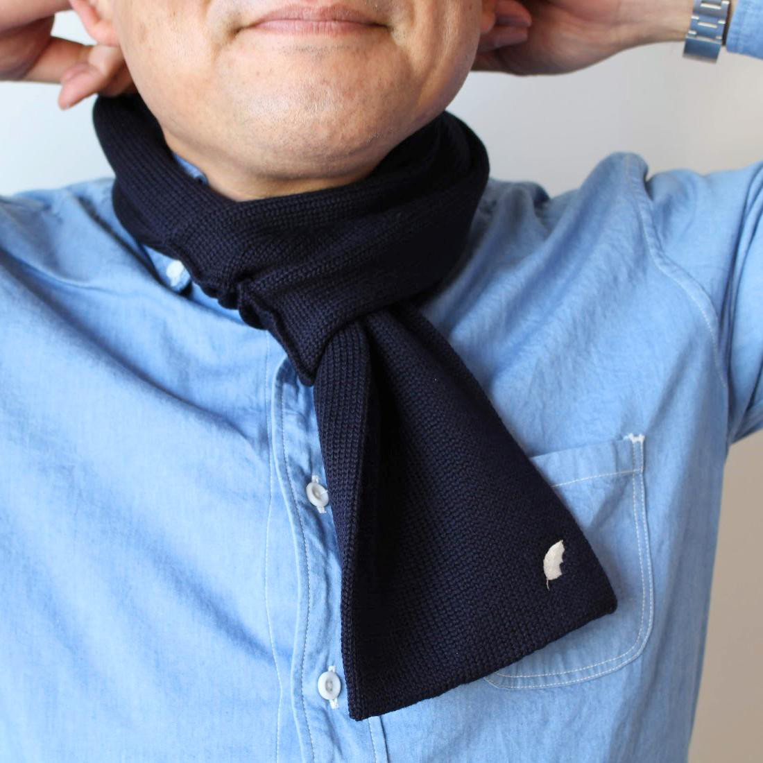 "短め"が手軽に巻きやすいミニマフラー【SOZ03】