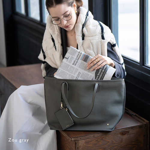 第3世代 本革 トートバッグ A4対応 PC収納 ファスナー 通勤 通学