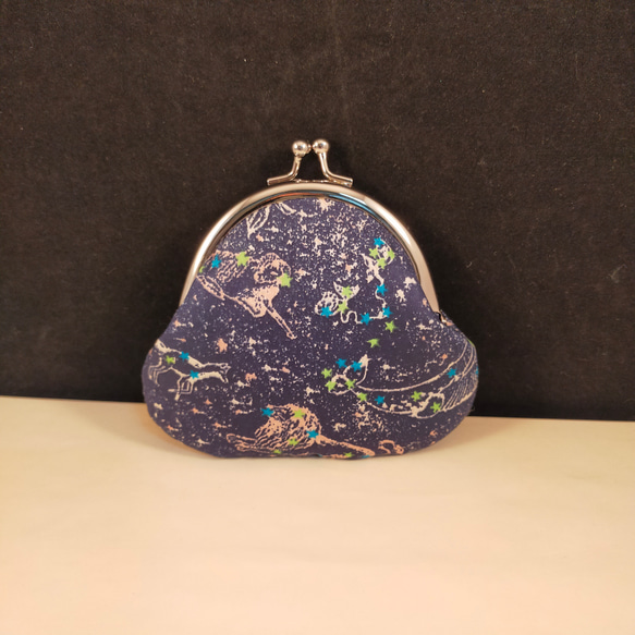 *リバティ ケヴィン(星座柄) がま口 ポーチ財布　* 2枚目の画像