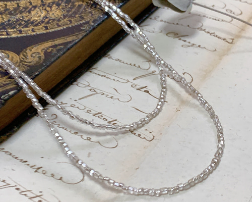 ヴィンテージビーズのロングネックレス_silver ネックレス・ペンダント