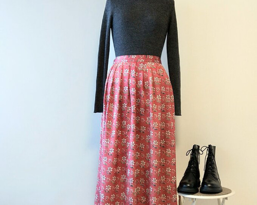 着物リメイク ローズピンクの花柄スカート B フレアスカート て