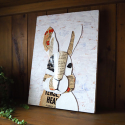 レザーのコラージュアート （ウサギ） A4サイズ 木製パネル 牛革 2023 1枚目の画像