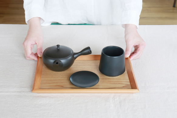 【お茶やコーヒー、スープにも】山淳製陶所さんのつくる富士山型湯呑み・黒・200cc 11枚目の画像