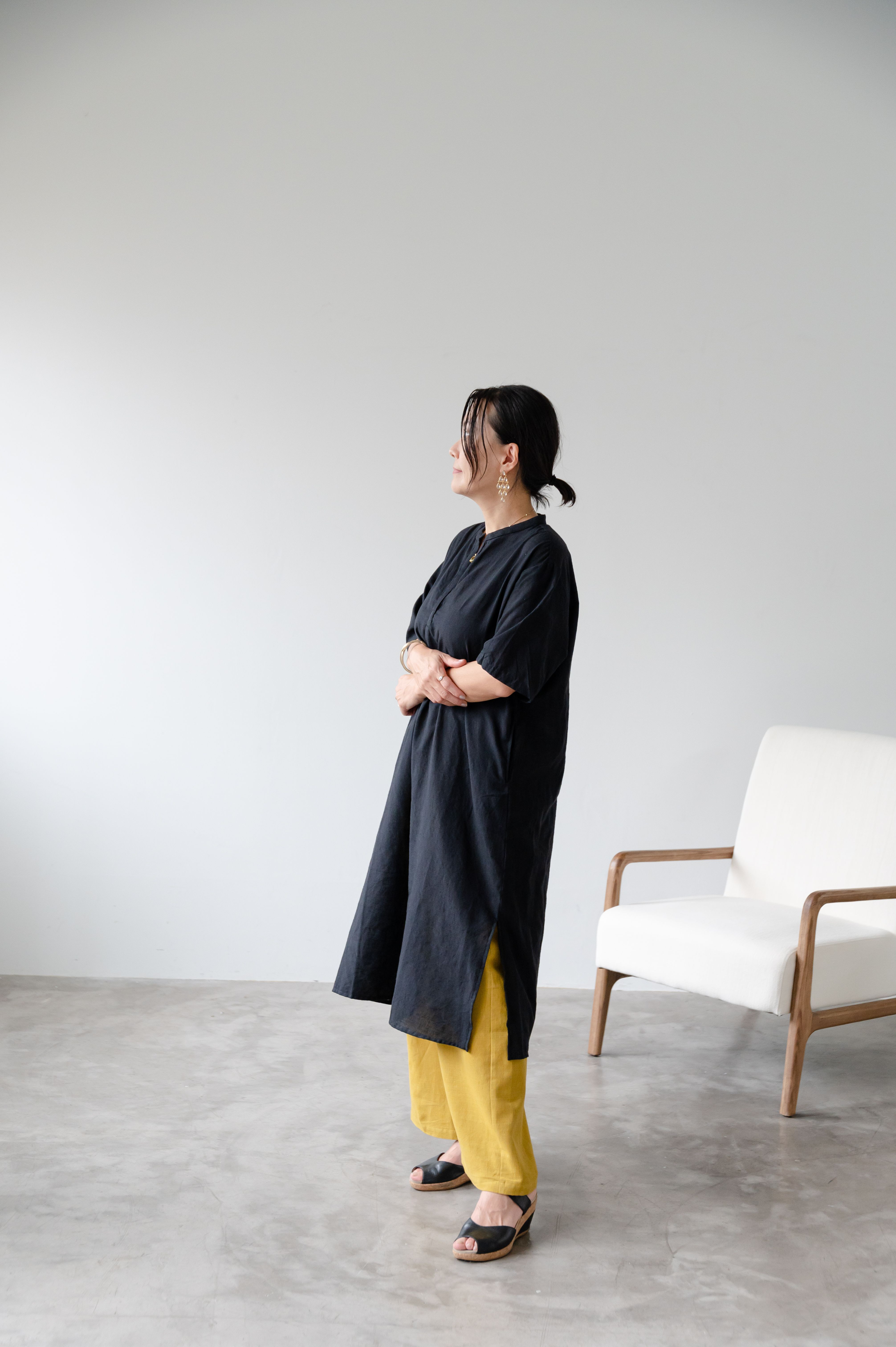 手紡ぎ手織りコットン　ワイドパンツ