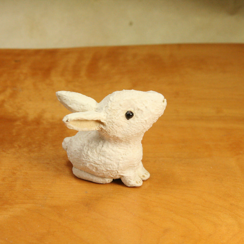 うさ子（うさぎ）陶芸作品 置物（陶 動物） その他置物 やすだ陶