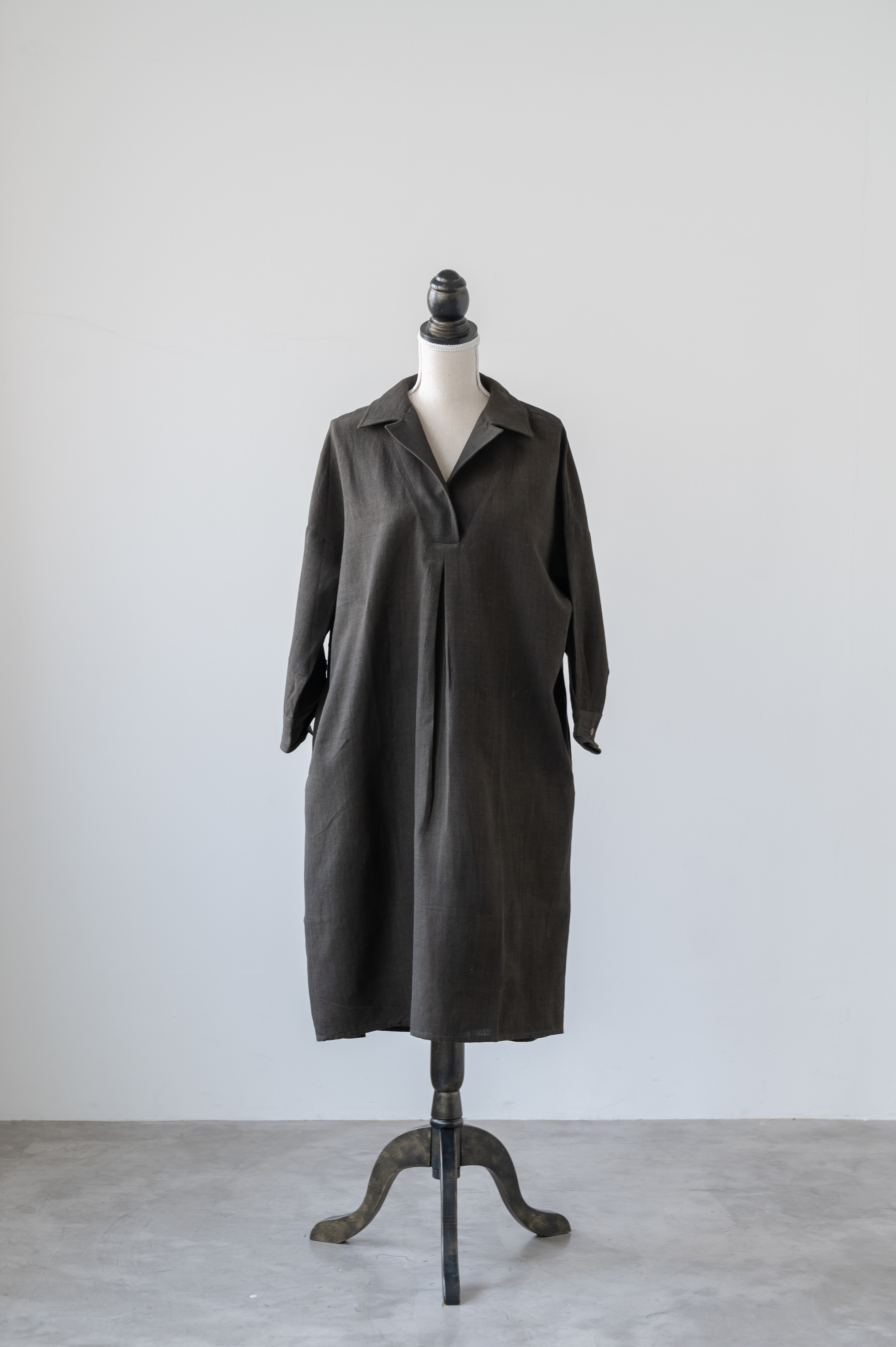 手紡ぎ手織りコットン　テーラードカラーチュニック