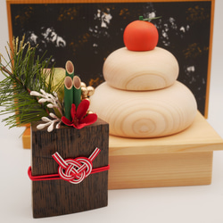 ウイスキー樽オークのシックな門松 漆仕上げ 正月／正月飾り／鏡もち／鏡餅と一緒に 3枚目の画像