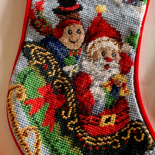 ヴィンテージ手刺繍のクリスマスストッキング タペストリー・壁掛け