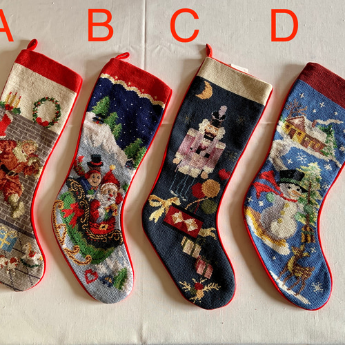 ヴィンテージ手刺繍のクリスマスストッキング タペストリー・壁掛け