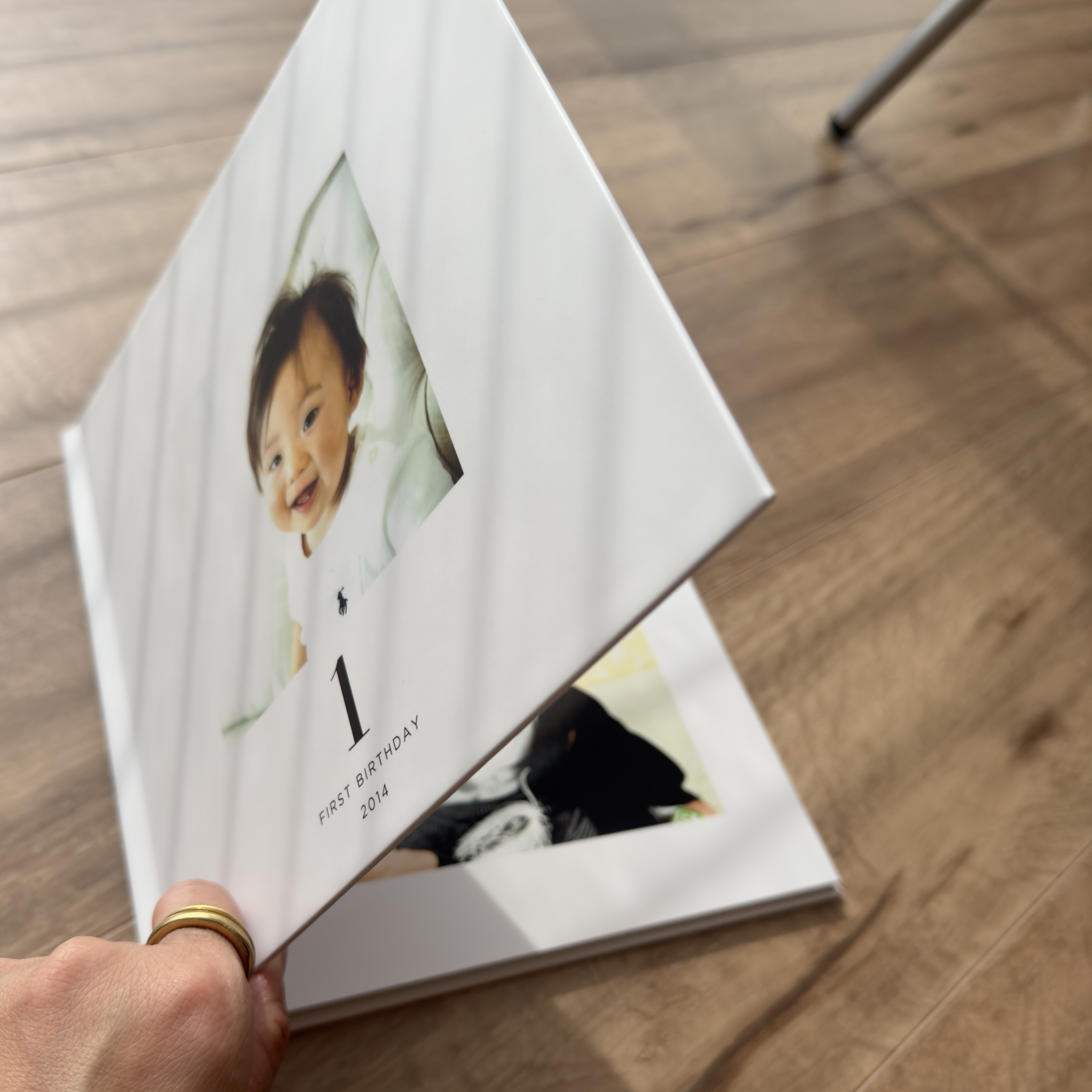 ③SF9 1st PHOTOBOOK L'Amitie 写真集　フォトブック Amazon.co.jp: 上坂樹里1st写真集「タイトル未定」 : 上坂 樹里