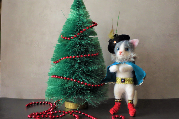 長靴を履いた猫（ミニ） 白猫　猫　 オーナメント　クリスマス　2WAY 　ドール　羊毛フェルト 1枚目の画像