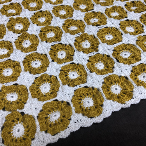 『ハンドメイド』落ち着いた大人のブランケット！ブラック 膝掛け 手編み 限定1つ】ブランケット モチーフ編み 膝掛け ネイビー✕ピンク