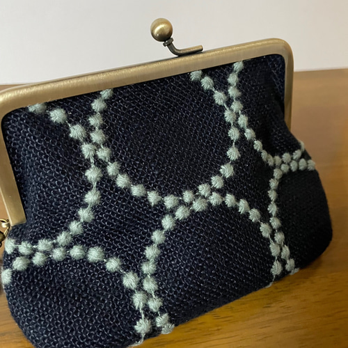 ミナペルホネン タンバリンの親子がま口財布 ネイビー×ライトグリーン