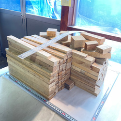 樫 乾燥材 端材 平 角 ブロック20kg(Ｅ2101)杭 DIY木工 彫刻 大工道具 柄 ばち ヌンチャク 拍子木 8枚目の画像
