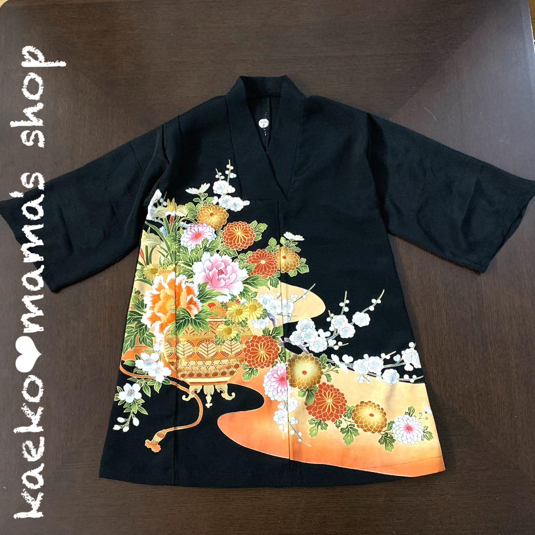 チュニックワンピース✿総丈84㎝✿黒留袖✿刺繍✿（着物リメイク