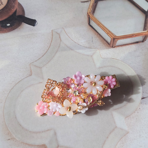 お花たっぷりのフラワーガーデンヘアクリップ(ピンクラベンダー) ヘア  