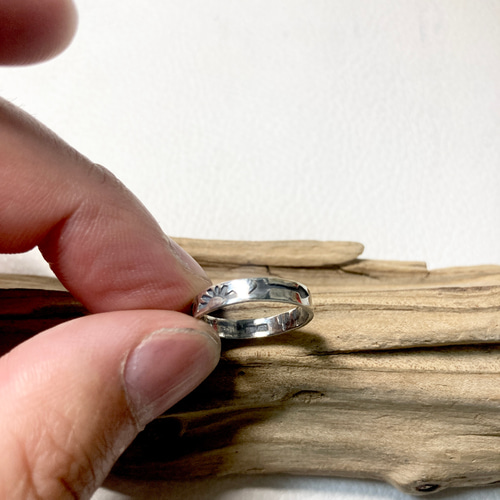 スタンプワーク シルバーリング 指輪 8.5号 #インディアン スタンプワーク シルバーリング 指輪 8.5号 #インディアン